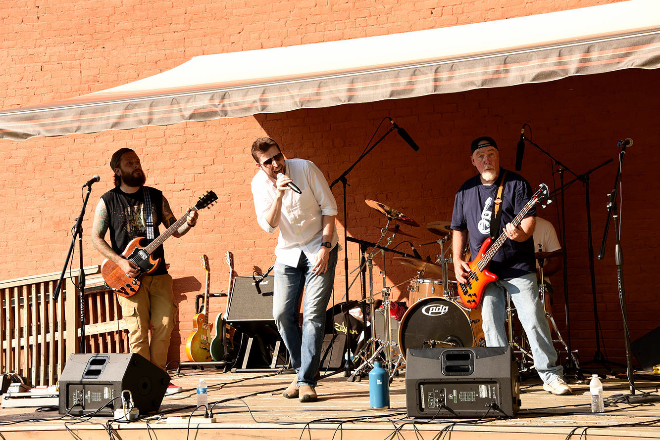 2021-08-12-wg-byfirstfriday9.JPG